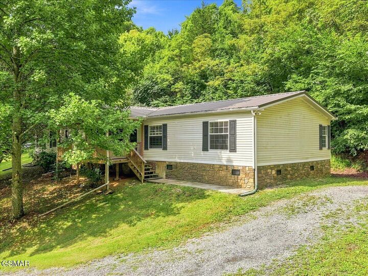 Property Photo: 255 Midnight Way TN 37843
