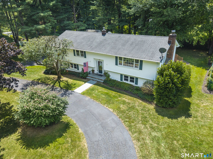 Property Photo: 6 Webster Place CT 06470