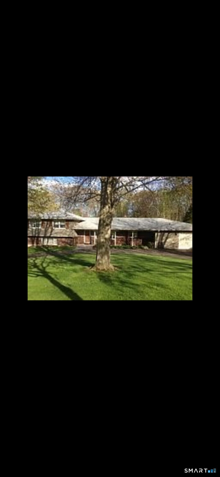 Property Photo:  54 Country Hills Road  CT 06414 