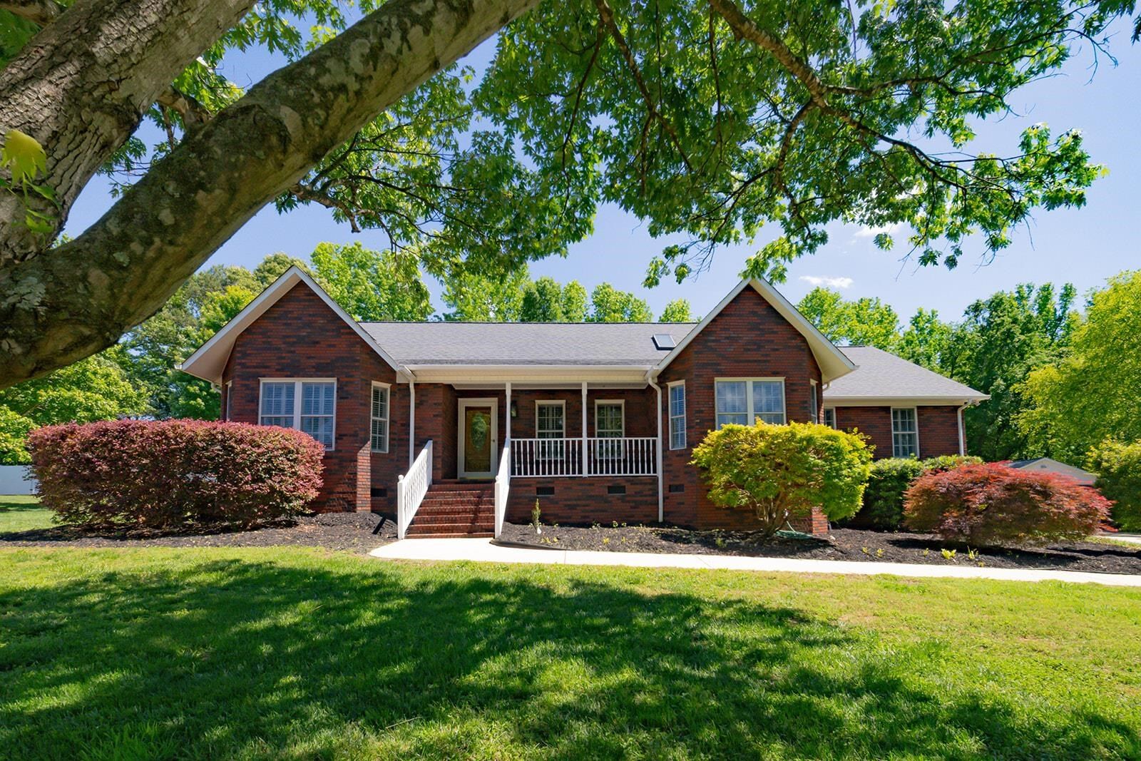 Property Photo:  109 Cameron Lane  SC 29341 