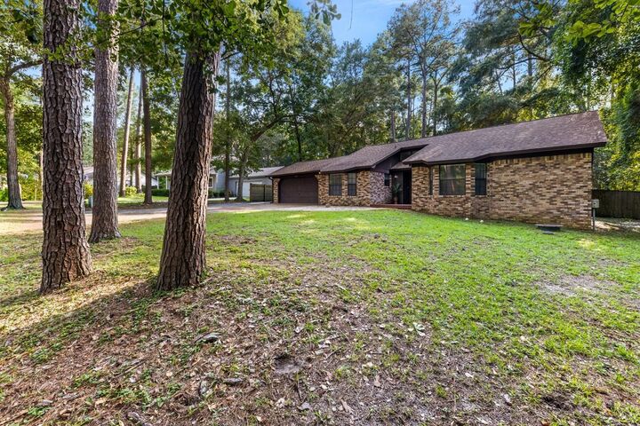 Property Photo: 3405 Treaty Oak Trail FL 32312