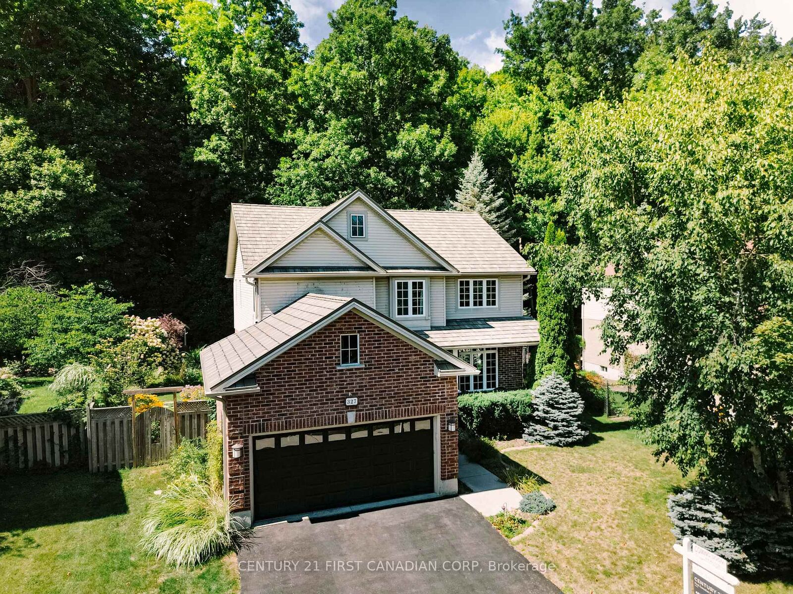Property Photo: 327 Richmeadow Road ON N6H 5T2