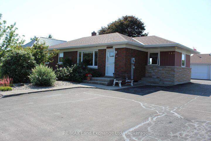 380 Princes Street S — photo 1