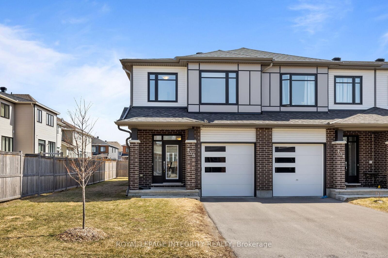 Property Photo: 133 Angelonia Crescent ON K1T 0Y5