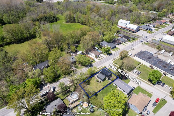 Property Photo:  240 Maitland Street  ON N7G 1S9 