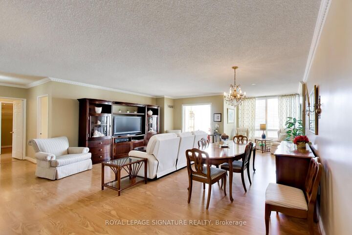 Property Photo:  1 Clark Avenue W 1802  ON L4J 7Y6 