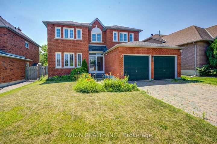 Property Photo: 29 Charrington Crescent ON L3R 0R2