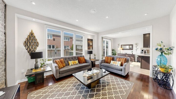 Property Photo: 381 Gosford Crescent ON L9T 8G2
