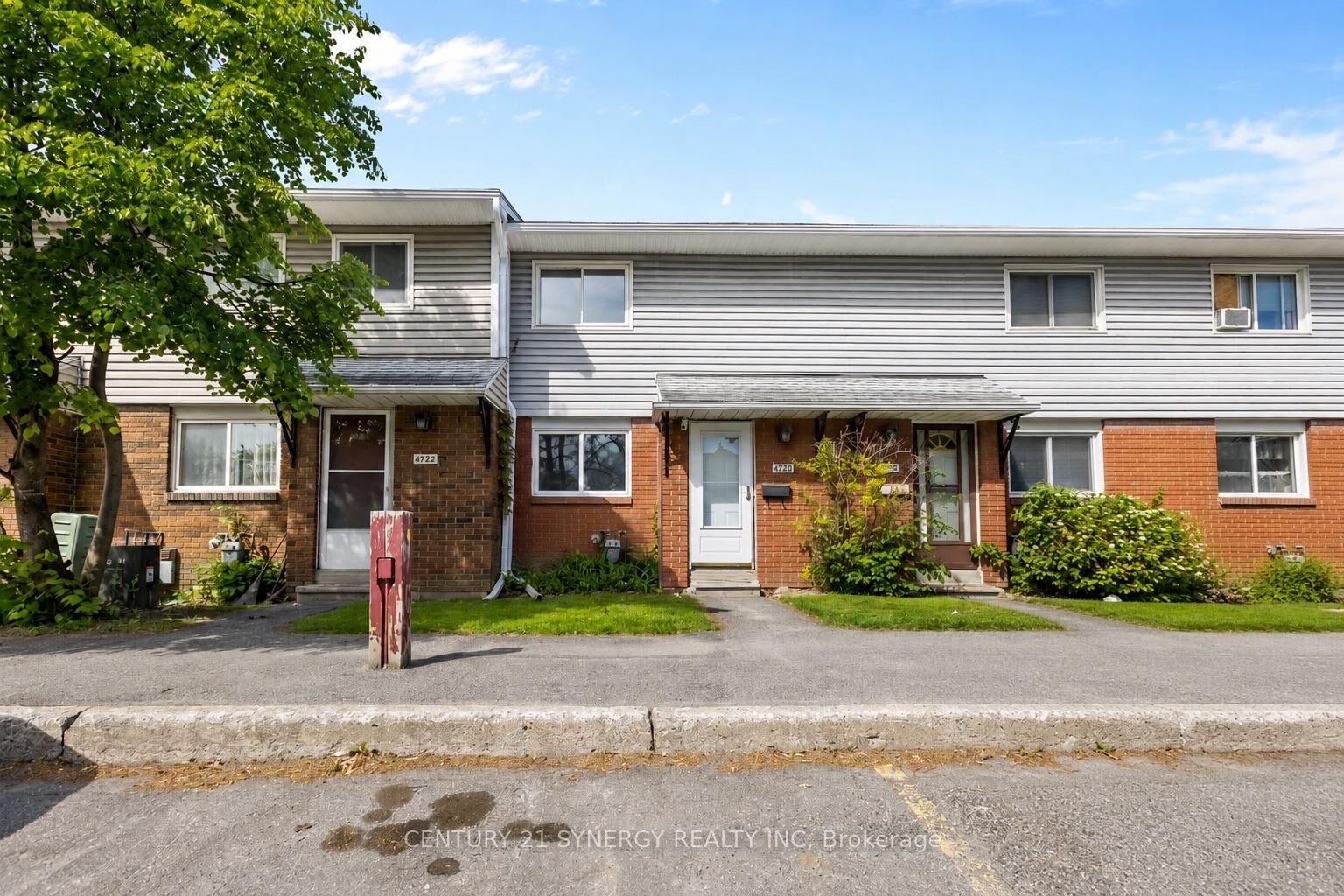 Property Photo: 1472 Heatherington Road C ON K1V 6S1
