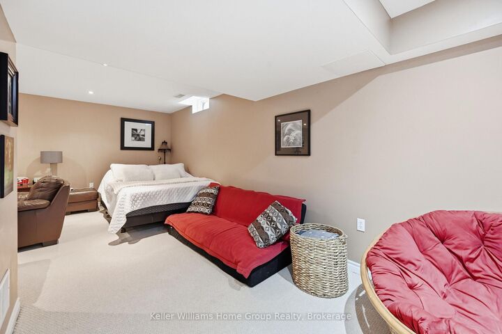 Property Photo: 31 Vinifera Drive ON L3M 5R8