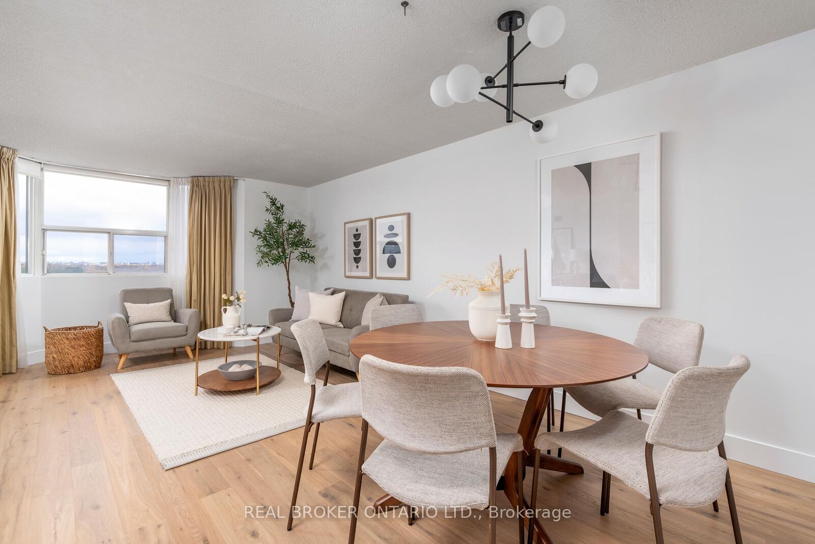Property Photo:  3845 Lake Shore Boulevard W 1601  ON M8W 4Y3 