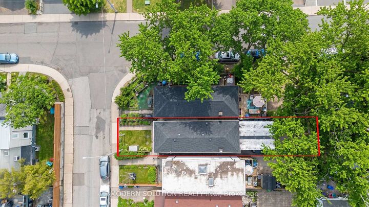 Property Photo: 741 Milverton Boulevard ON M4C 1Y3