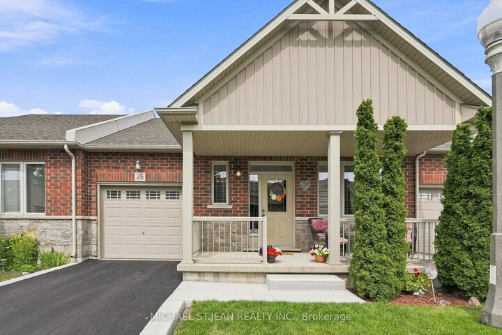Property Photo:  25 Stickland Lane  ON L0R 1C0 