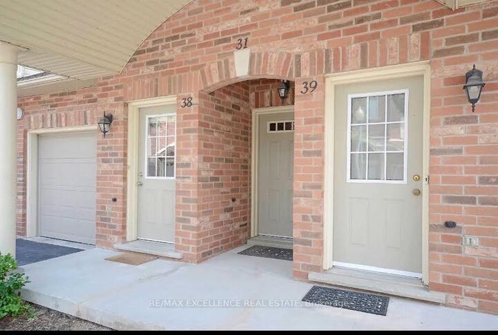 Property Photo: 4045 Upper Middle Road 31 ON L7M 4S8
