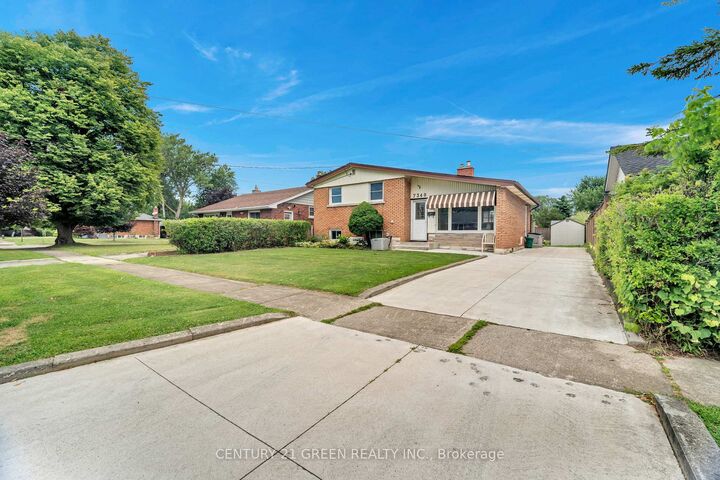 Property Photo: 7340 Wilson Crescent ON L2G 4S1