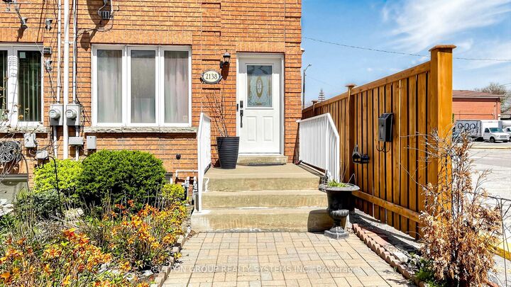 Property Photo: 2138 Eglinton Avenue W ON M6E 2K8