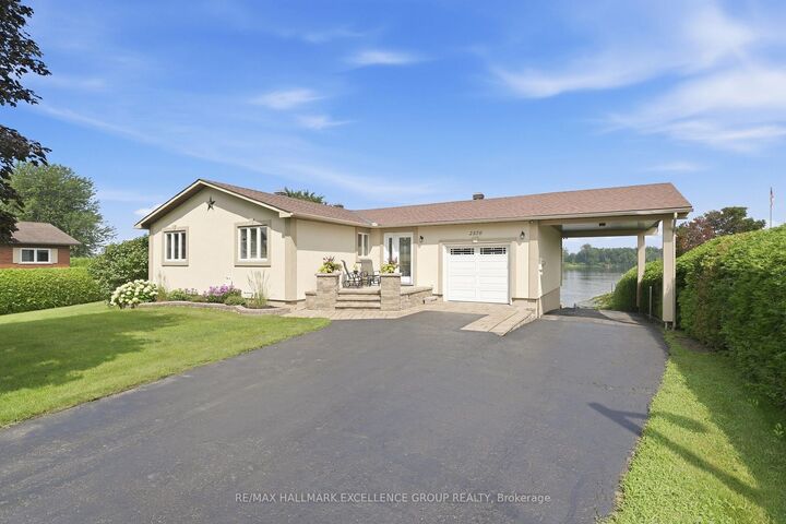 Property Photo: 2570 Woods Street ON K4K 1J2