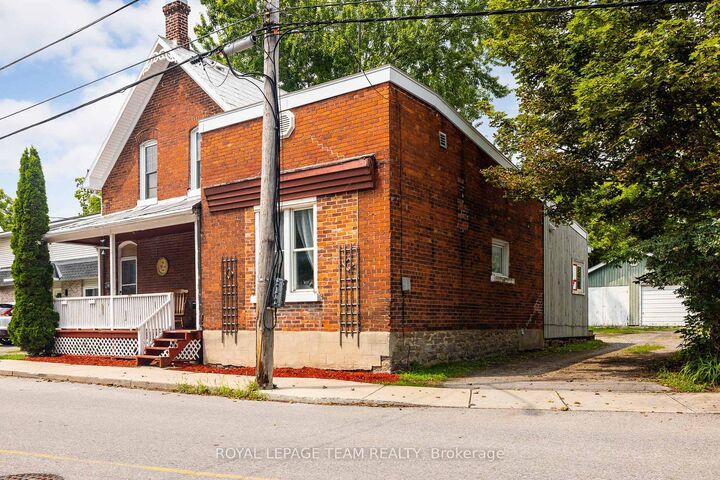 Property Photo: 199-201 William Street ON K7C 1X2