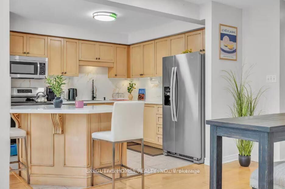 Property Photo: 1245 Stephenson Drive 17 ON L7S 2L9