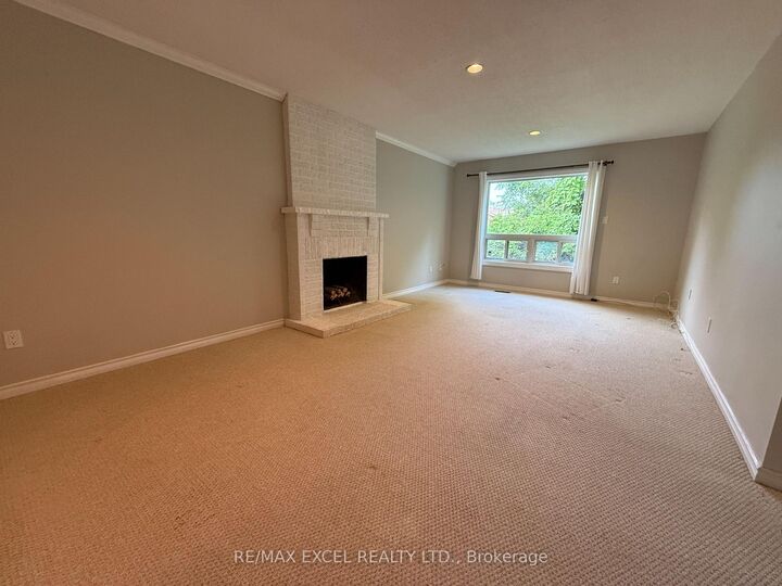 Property Photo:  197 Lancaster Avenue Lower  ON L3Y 5X1 