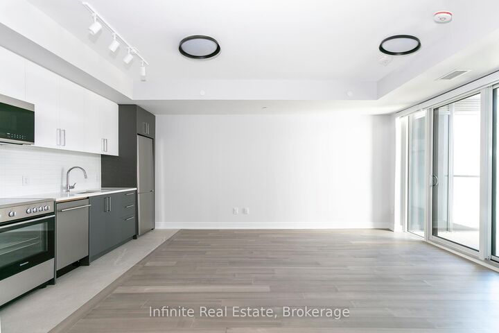 Photo de la propriété: 664 Spadina Avenue 301 ON M5S 2H7