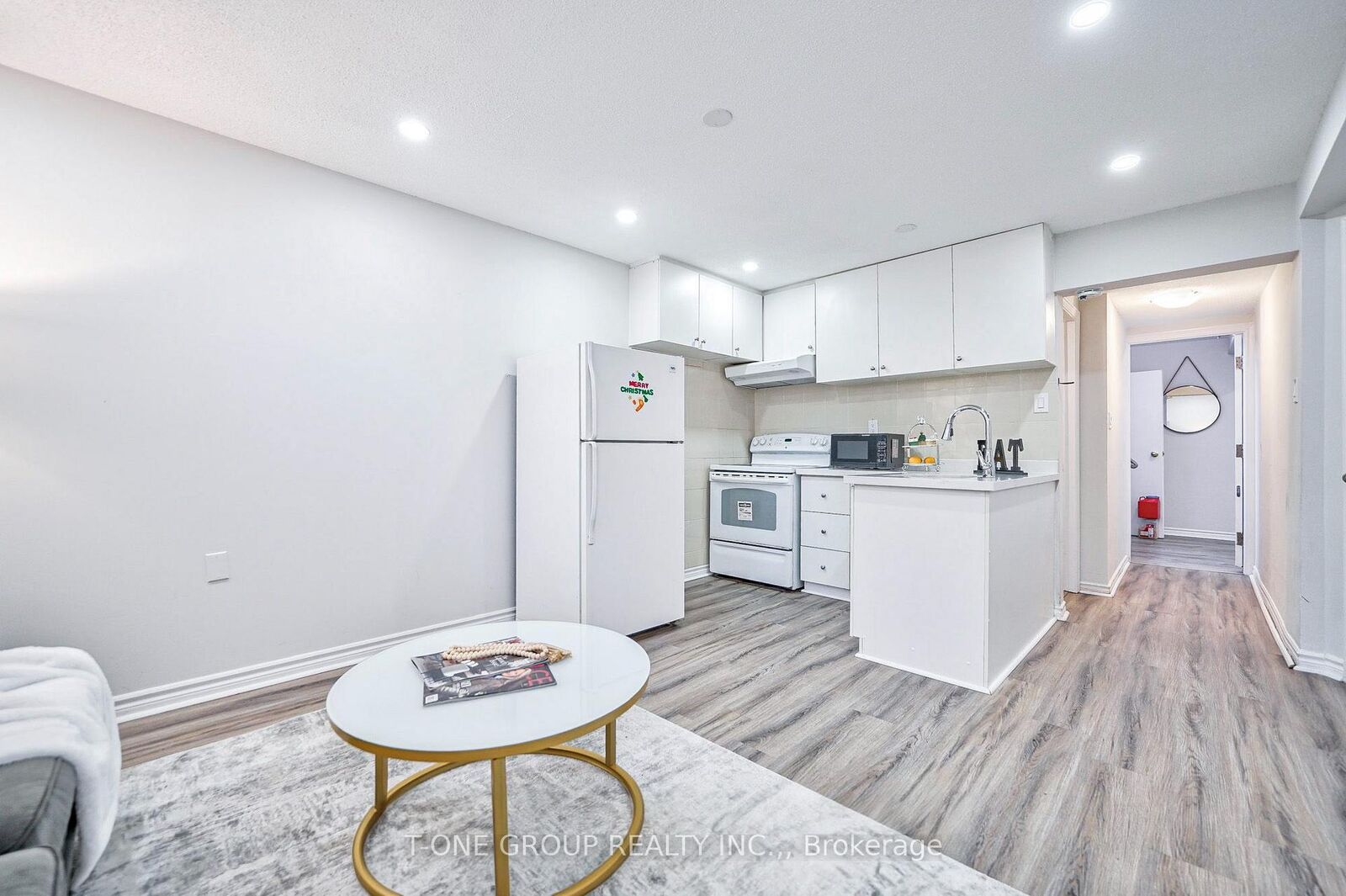 Property Photo: 18 Castle Hill Drive ON M1T 2Y3