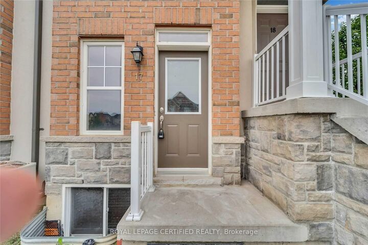 Property Photo:  1380 Costigan Road 17  ON L9T 8L2 