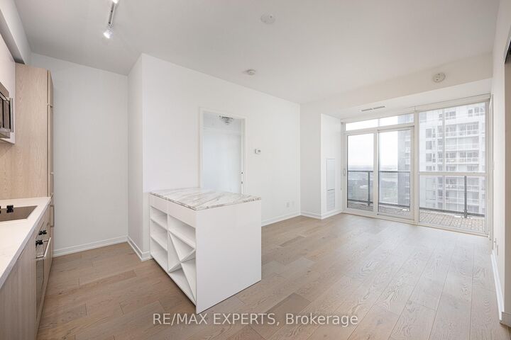 Property Photo:  50 Ordnance Street 2201  ON M6K 0C9 