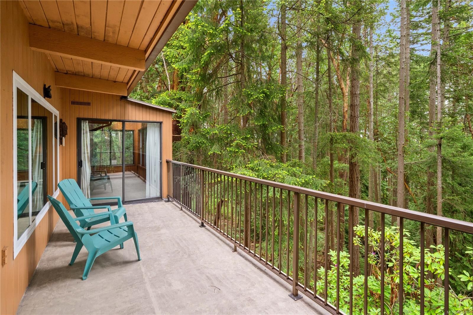 Property Photo: 721 Noowick Rd BC V8H 1B5