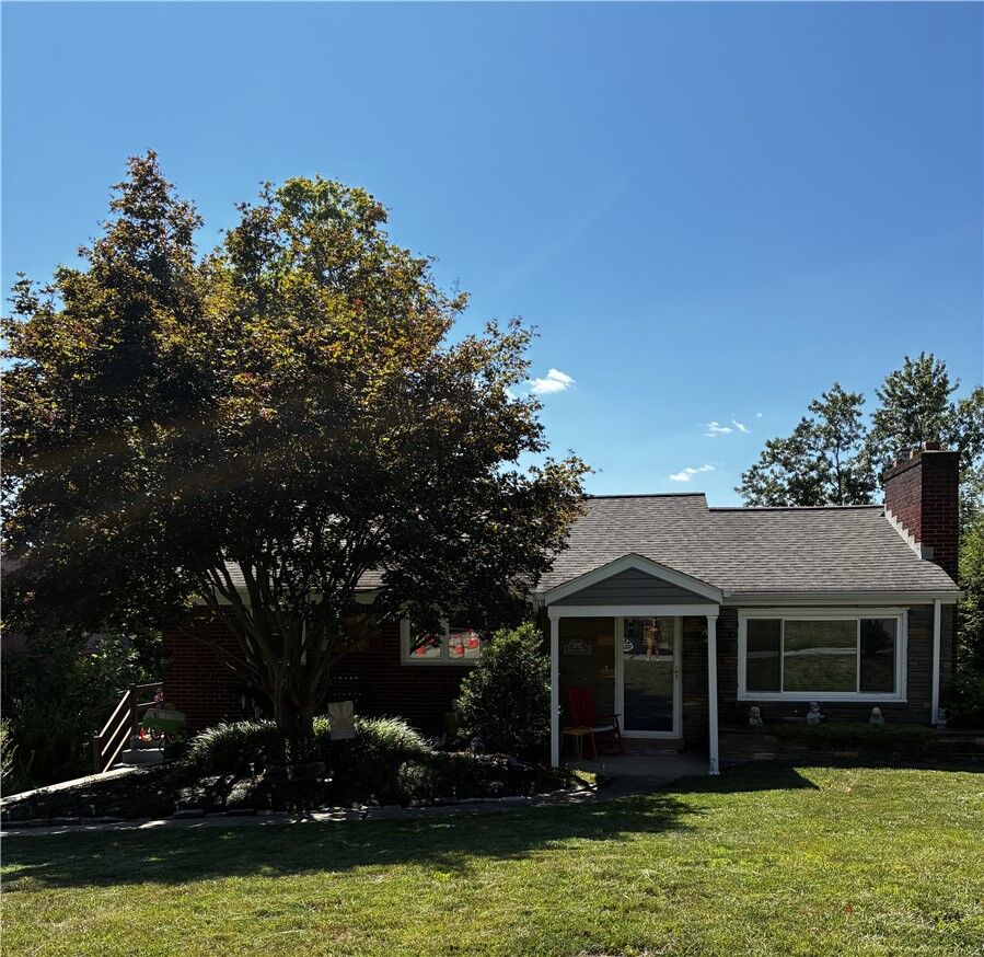 Property Photo:  1242 Arrowood Dr  PA 15243 
