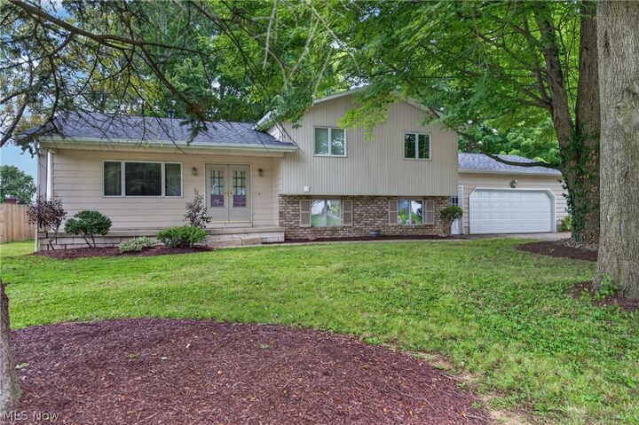 Property Photo: 8488 Crystal Drive OH 44512