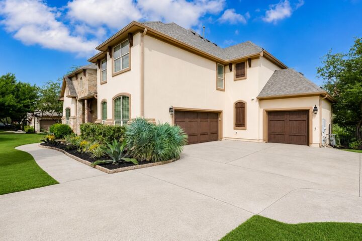 Property Photo: 17112 Yellowstar Drive TX 78738