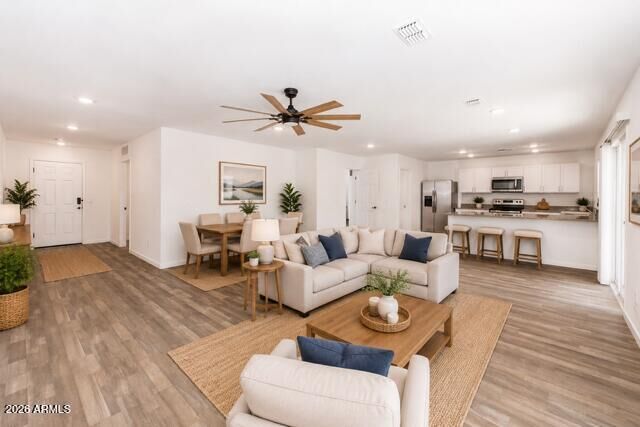 Property Photo:  1441 E Tuscany Street  AZ 85122 