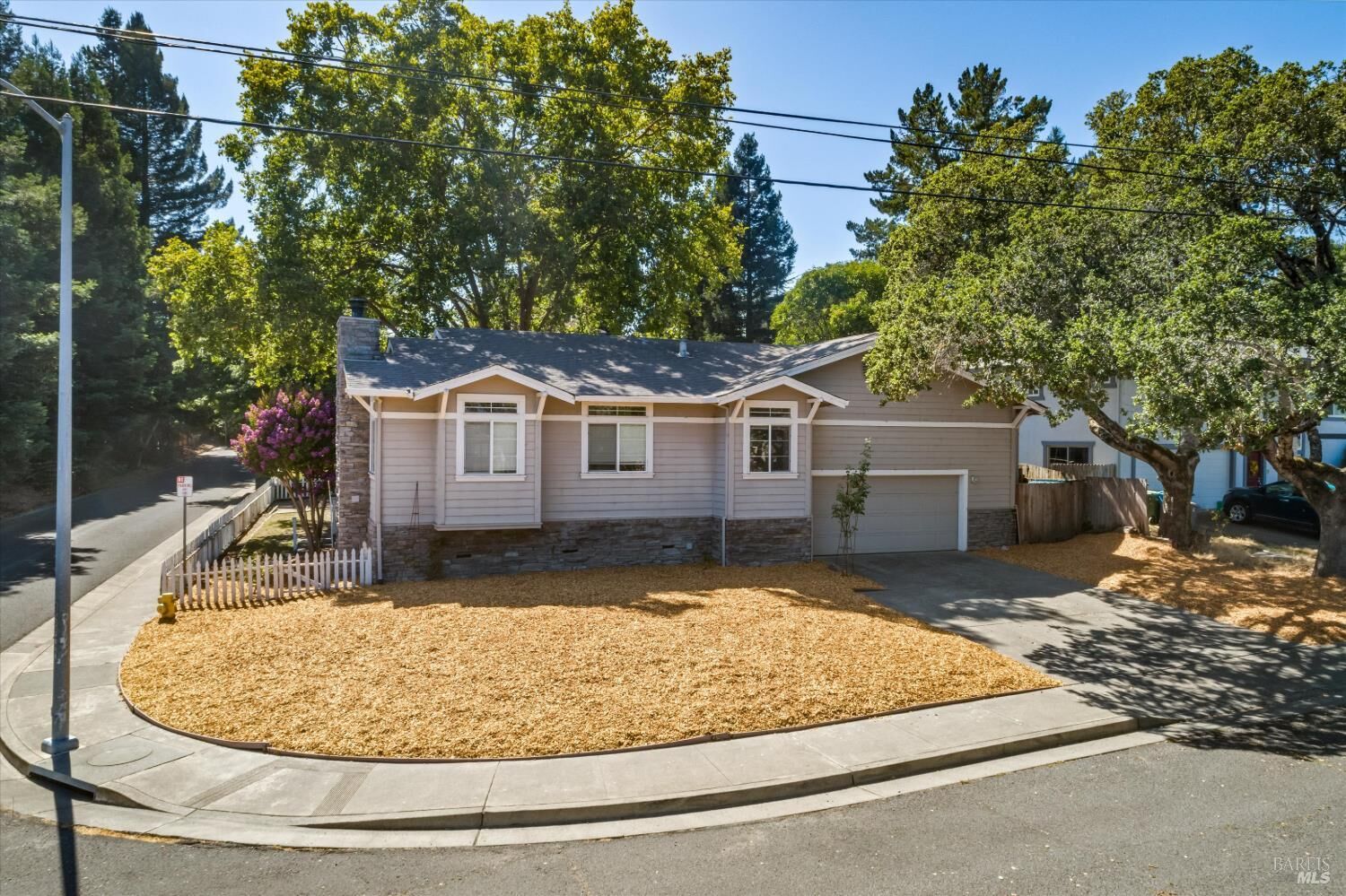 Property Photo:  602 Deerfield Lane  CA 94952 