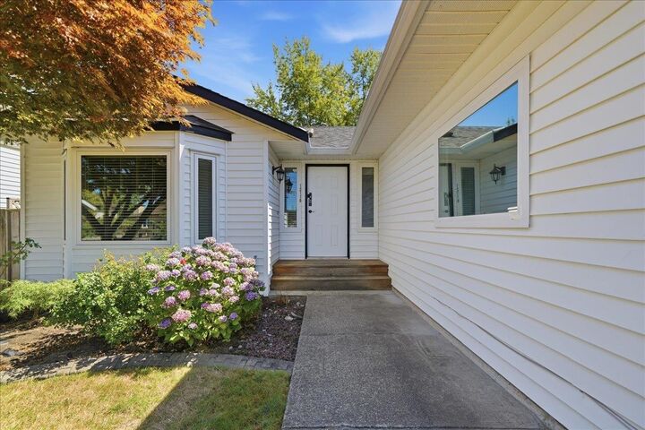 Property Photo: 12110 Blossom Street BC V2X 9J9