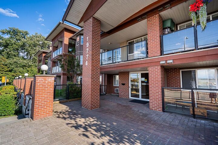 Property Photo:  19774 56 Avenue 206  BC V3A 3X6 