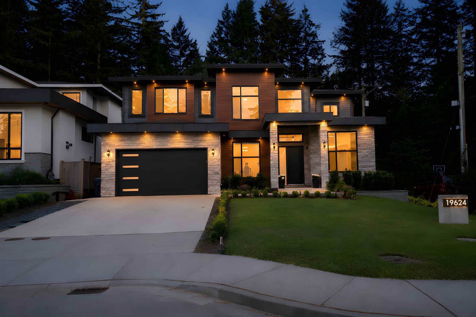 Property Photo:  19624 31A Avenue  BC V2Z 0B2 