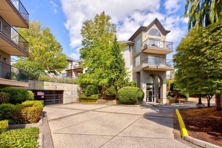 Property Photo: 32725 George Ferguson Way 104 BC V2T 5M5