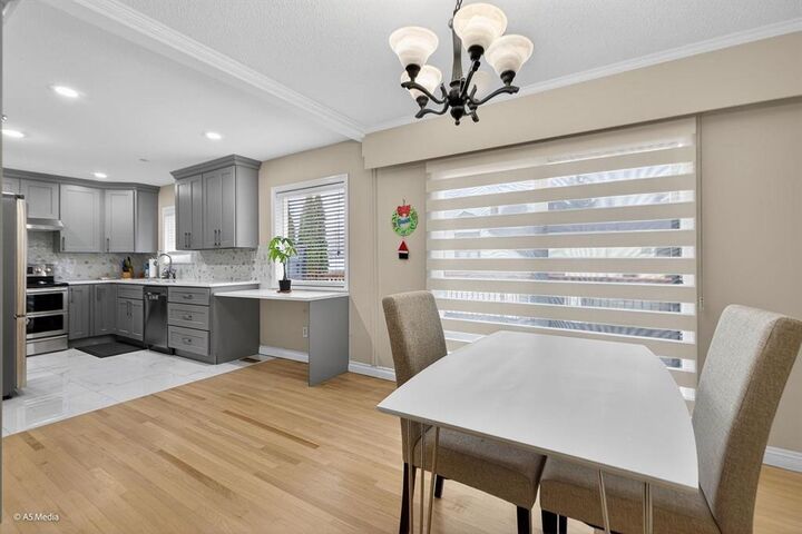 Property Photo:  22939 128 Avenue Upper  BC V2X 4R7 
