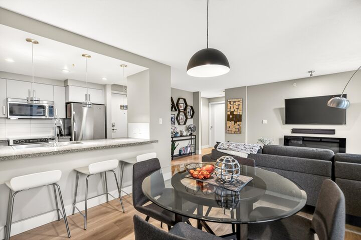 Property Photo: 2959 Glen Drive 604 BC V3B 0B8