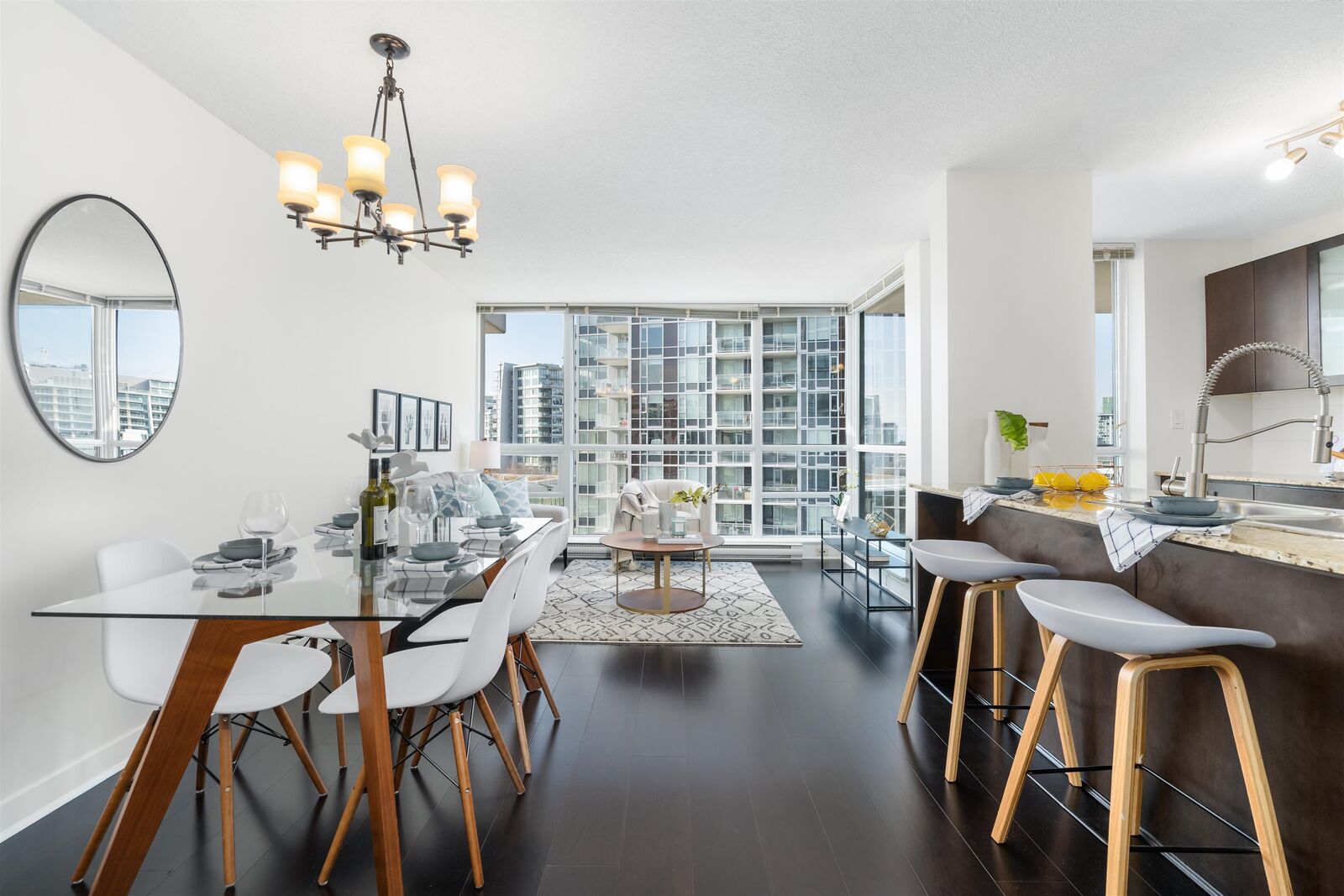 Property Photo: 7555 Alderbridge Way 1001 BC V6X 4L3