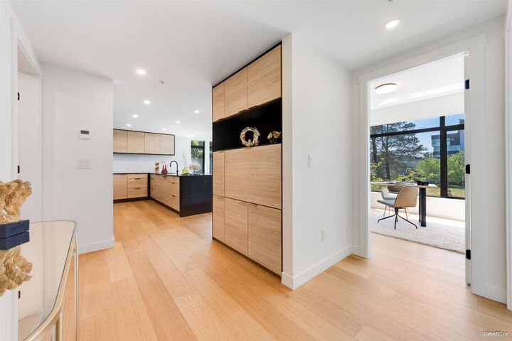 Property Photo: 6485 Manitoba Street 302 BC V5Y 0P7
