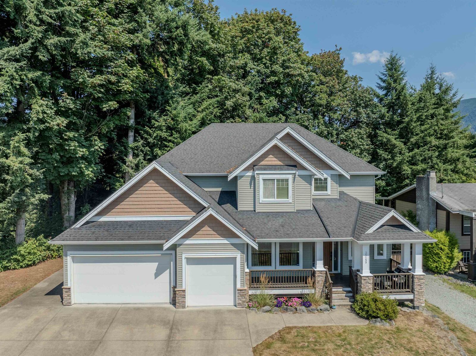 Property Photo: 35159 McEwen Avenue BC V2V 6R4