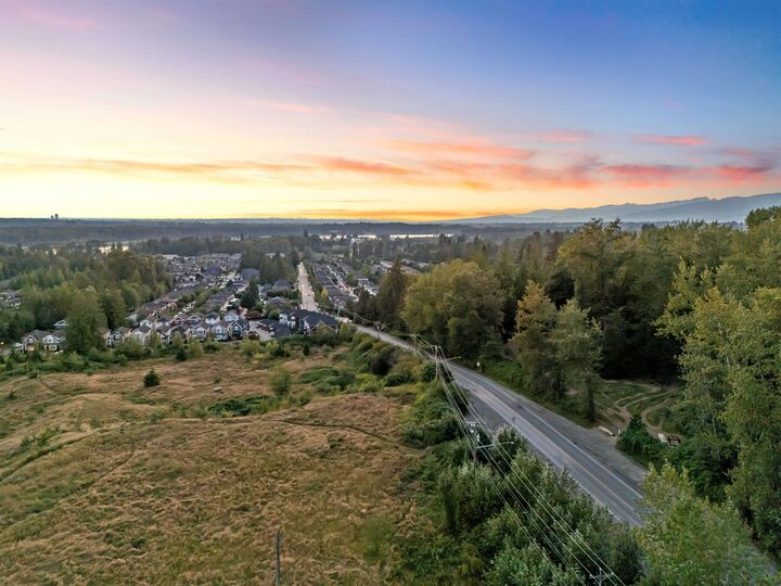 Property Photo:  10169 246A Street  BC V2W 0K1 