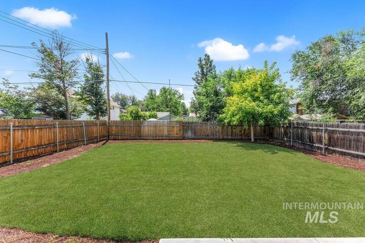 Property Photo: 2837 W Lemhi St. ID 83705