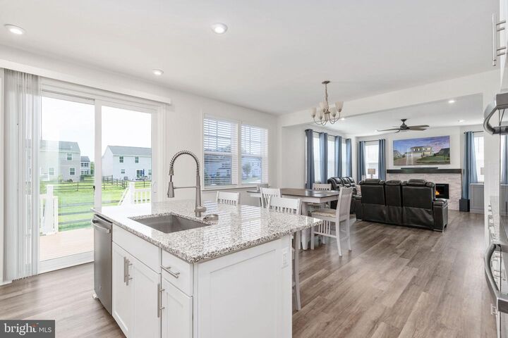 Property Photo: 7101 Steamboat Court VA 22485