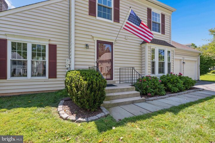 Property Photo: 9500 Bell Vernon Place MD 20886