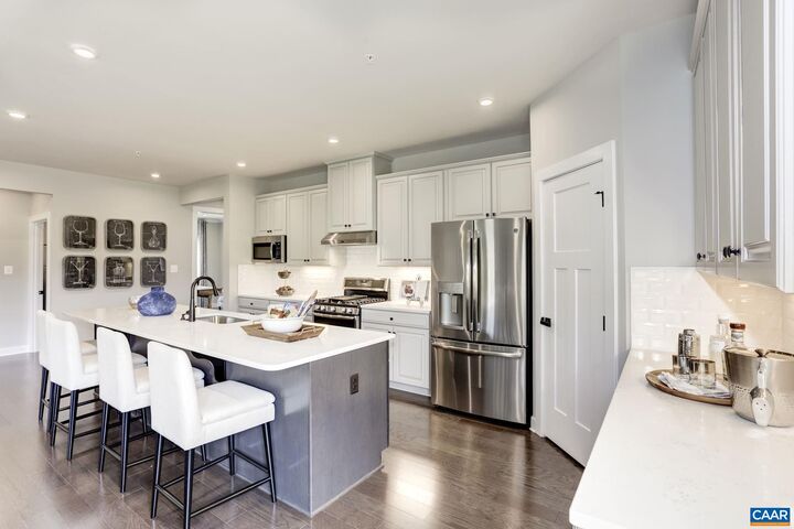 Property Photo:  5478 Butterfield Ln  VA 22947 