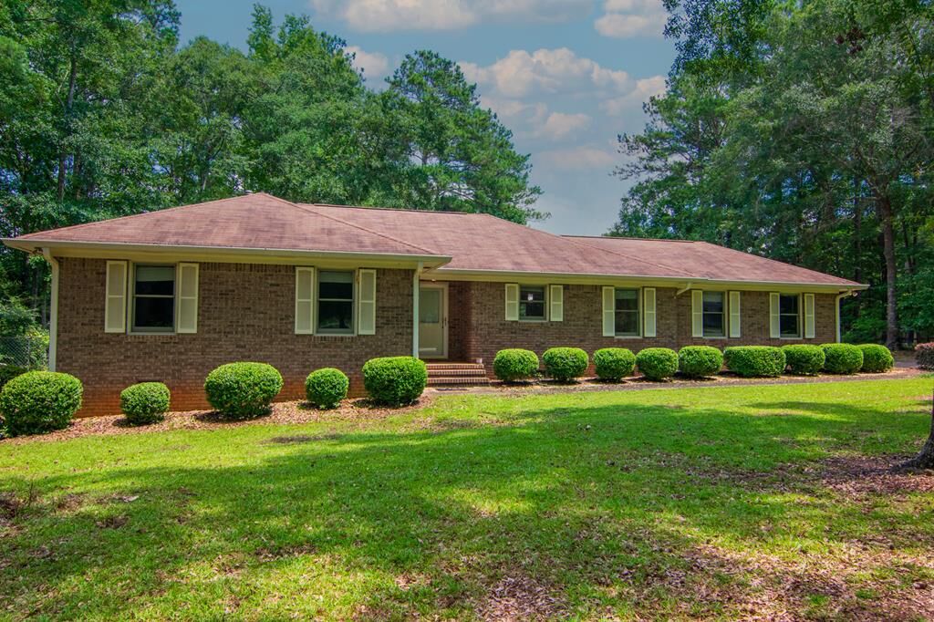 Property Photo:  240 Plumfield Drive  GA 31822 