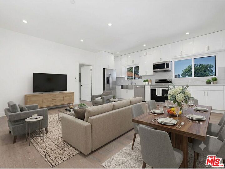Property Photo:  6266 Etiwanda Ave, Unit 18254  CA 91335 
